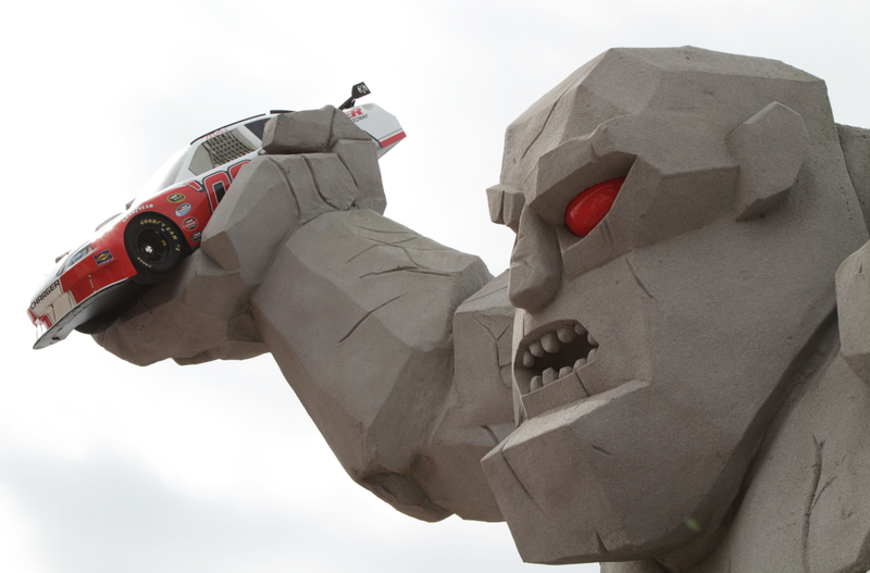 Illustration for article titled Dover International Speedway's Concrete Is Falling Apart (Again)